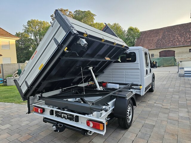 Camión FIAT Ducato MAXI Serie 10 2025 DOKA 3-Seitenkiipper: foto 40