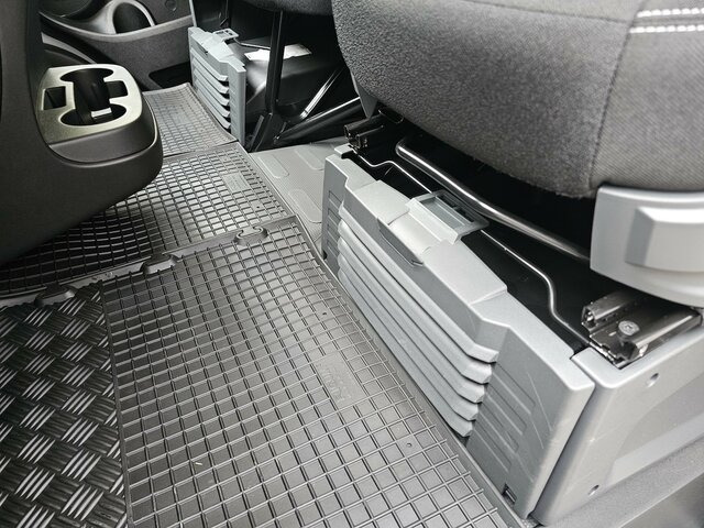 FIAT Ducato 120 L2H1 Premium Kabine + Visibility... - Furgoneta pequeña: foto 5 FIAT Ducato 120 L2H1 Premium Kabine + Visibility... - Furgoneta pequeña: foto 5