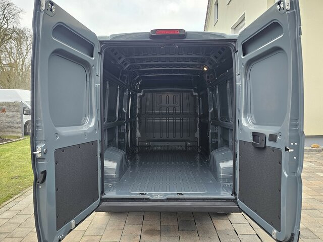 Furgón nuevo FIAT Ducato 35 Automatik L3H2 13m³ LED 260° CarPlay...: foto 24