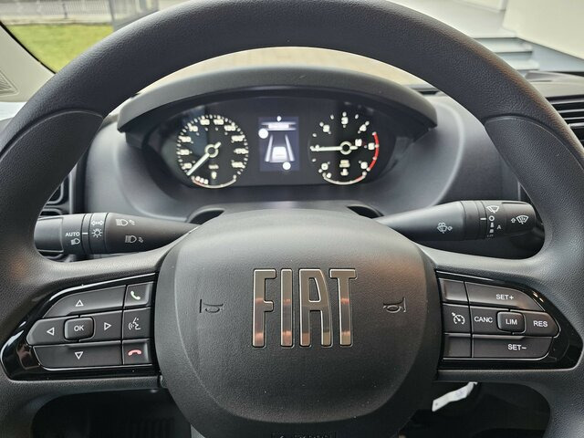 FIAT Ducato 35 Automatik L3H2 13m³ LED 260° CarPlay... - Furgón: foto 4 FIAT Ducato 35 Automatik L3H2 13m³ LED 260° CarPlay... - Furgón: foto 4