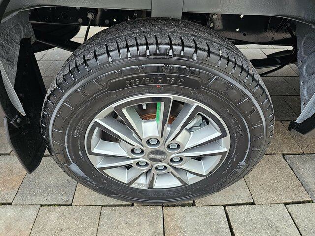 Furgón, Furgoneta combi IVECO Daily 35S18HA8V DOKA Hi-Matic 12m³ L2H2 7 Sitze...: foto 33