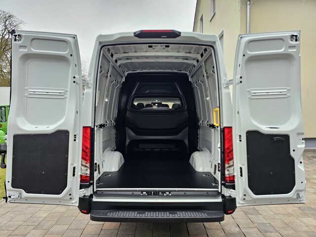 Furgón, Furgoneta combi IVECO Daily 35S18HA8V DOKA Hi-Matic 12m³ L2H2 7 Sitze...: foto 24