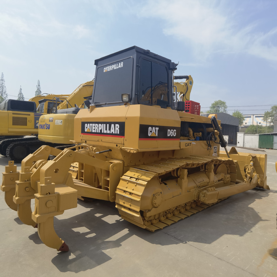 CAT D6G BullDozer - Bulldozer: foto 2 CAT D6G BullDozer - Bulldozer: foto 2