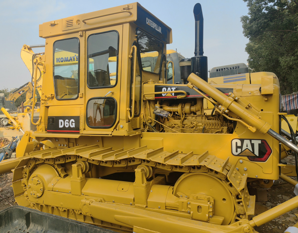 CAT D6G Bulldozer - Bulldozer: foto 1 CAT D6G Bulldozer - Bulldozer: foto 1