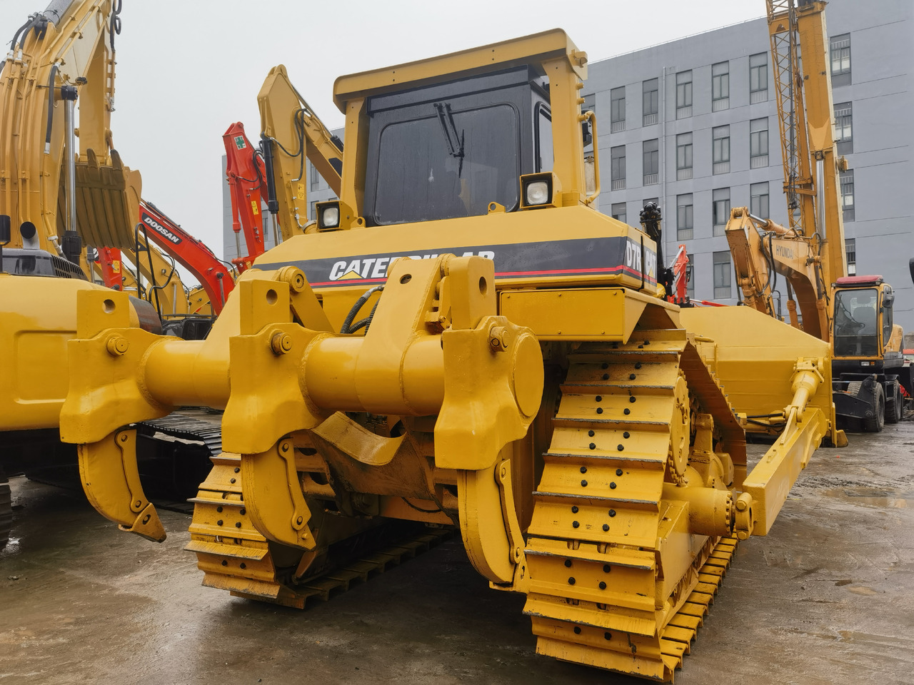 CAT D7R Bulldozer - Bulldozer: foto 4 CAT D7R Bulldozer - Bulldozer: foto 4