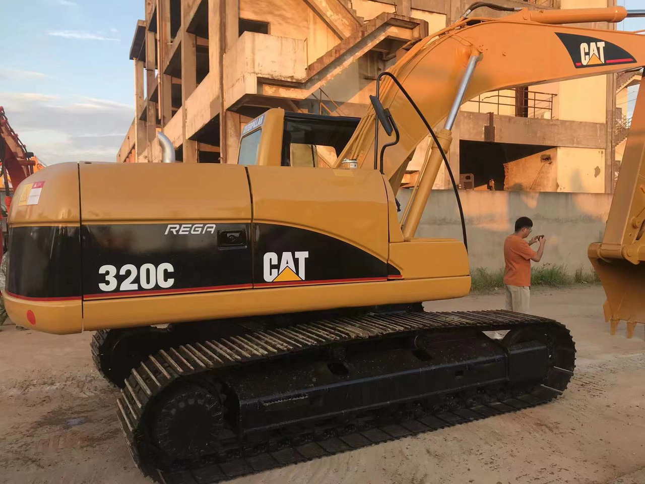 Excavadora de cadenas Cat 320c excavator: foto 6