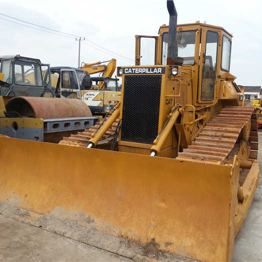 Caterpillar D5M bulldozer second hand caterpillar bulldozer D5M D6D D6G D6M cheap for sale - Bulldozer: foto 1 Caterpillar D5M bulldozer second hand caterpillar bulldozer D5M D6D D6G D6M cheap for sale - Bulldozer: foto 1