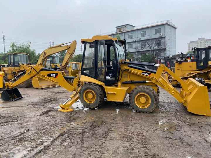 Cheap prices Good Condition High Performance CAT 420F second hand Backhoe Loader 420F Loader Backhoe for sale - Retroexcavadora: foto 5 Cheap prices Good Condition High Performance CAT 420F second hand Backhoe Loader 420F Loader Backhoe for sale - Retroexcavadora: foto 5
