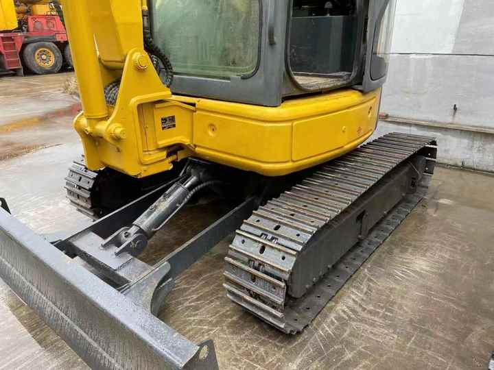 Competitive Price Used Komatsu Excavator PC35 PC55MR2 excellent condition Komatsu pc35mr Excavator - Excavadora de cadenas: foto 5 Competitive Price Used Komatsu Excavator PC35 PC55MR2 excellent condition Komatsu pc35mr Excavator - Excavadora de cadenas: foto 5