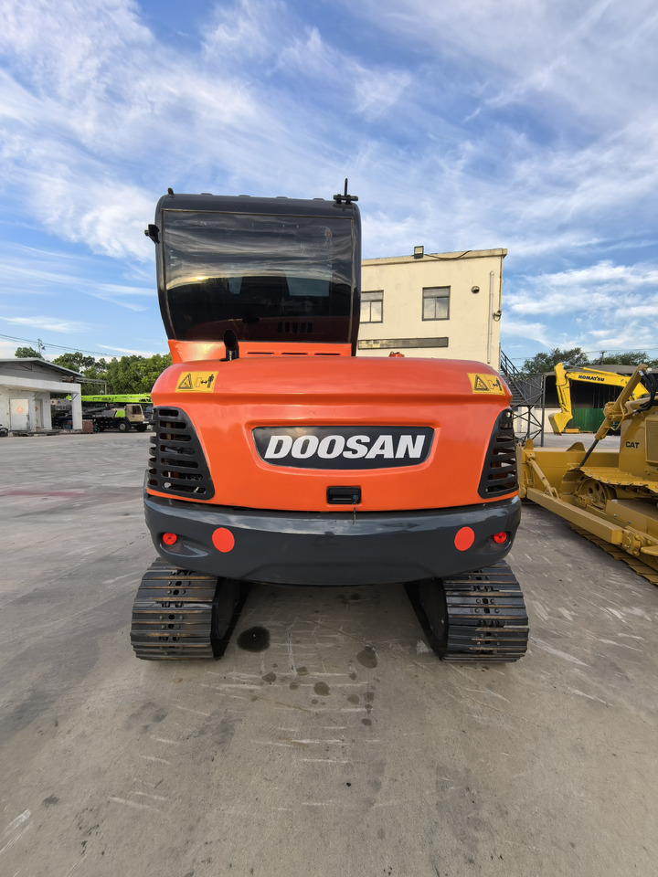 Doosan Dx60  Crawler Excavator - Excavadora de cadenas: foto 2 Doosan Dx60  Crawler Excavator - Excavadora de cadenas: foto 2
