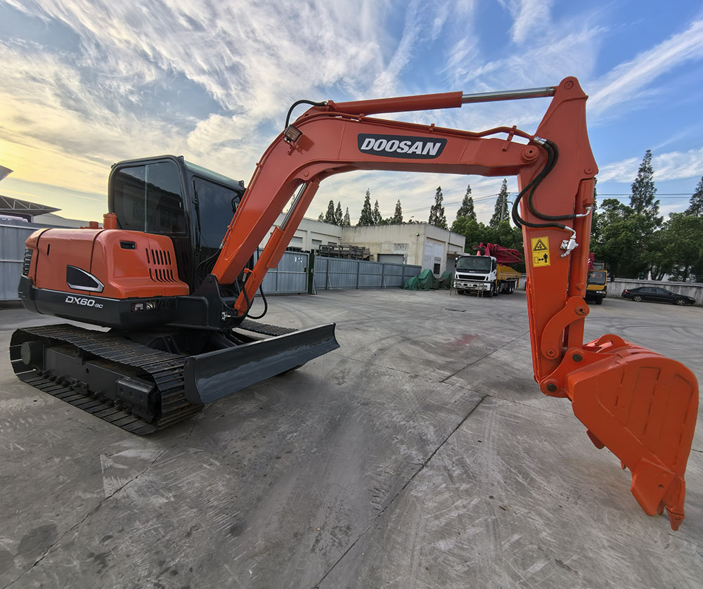 Doosan Dx60 Crawler Excavator - Excavadora de cadenas: foto 4 Doosan Dx60 Crawler Excavator - Excavadora de cadenas: foto 4