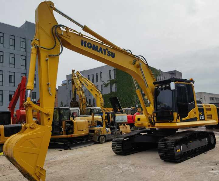 Good Condition Komatsu PC220-8 Original Japan Cheap Used Excavators used excavator machines - Excavadora de cadenas: foto 4 Good Condition Komatsu PC220-8 Original Japan Cheap Used Excavators used excavator machines - Excavadora de cadenas: foto 4