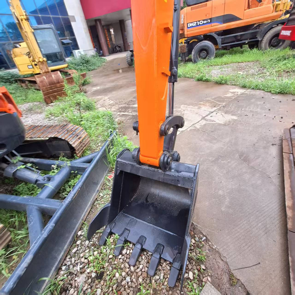Leasing de  Hitachi ZX50 Excavator Hitachi ZX50 Excavator: foto 6