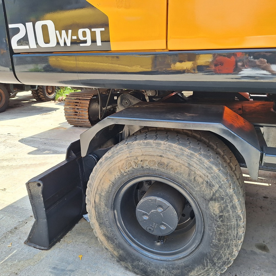 Excavadora de ruedas Hyundai 210w-9T wheel excavator: foto 6
