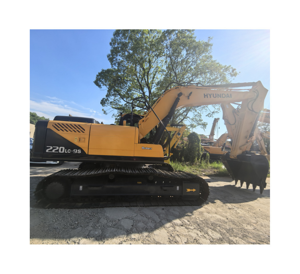 Hyundai 220lc-9s excavator - Excavadora de ruedas: foto 1 Hyundai 220lc-9s excavator - Excavadora de ruedas: foto 1