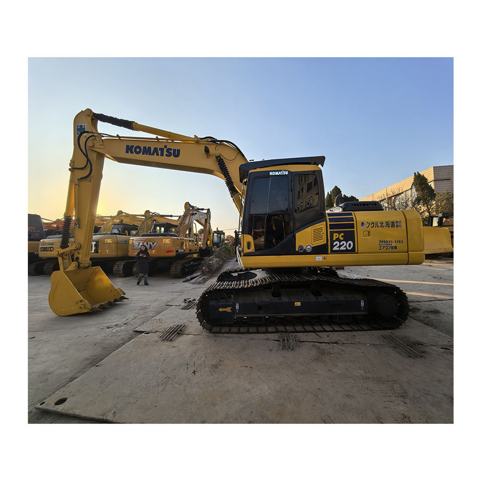 Komatsu PC220-7 - Excavadora de cadenas: foto 5 Komatsu PC220-7 - Excavadora de cadenas: foto 5