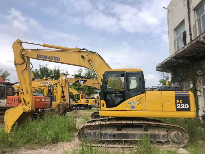 Komatsu PC220-7 Excavator - Excavadora de cadenas: foto 4 Komatsu PC220-7 Excavator - Excavadora de cadenas: foto 4