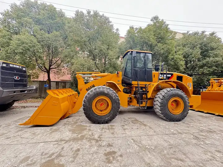 Loader Wheel Loader With Automatic Caterpillar 966H Engine High Operating Efficiency cat966H FOR SALE - Cargadora de ruedas: foto 3 Loader Wheel Loader With Automatic Caterpillar 966H Engine High Operating Efficiency cat966H FOR SALE - Cargadora de ruedas: foto 3