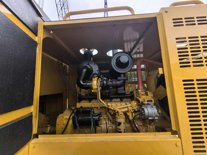 Low hours high quality used motor grader cat 140k cheap for sale - Grader: foto 5 Low hours high quality used motor grader cat 140k cheap for sale - Grader: foto 5