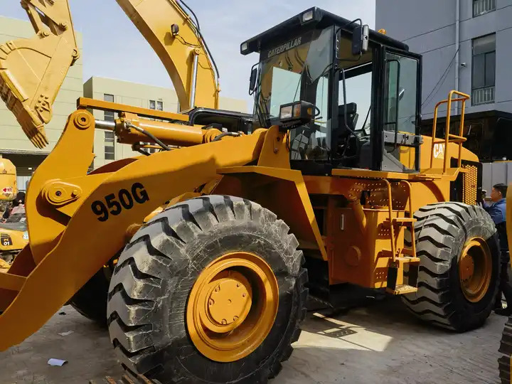 Second hand Used made in japan CAT 950G 950C 950E 966G 966H 966F wheel loader for sale - Cargadora de ruedas: foto 3 Second hand Used made in japan CAT 950G 950C 950E 966G 966H 966F wheel loader for sale - Cargadora de ruedas: foto 3