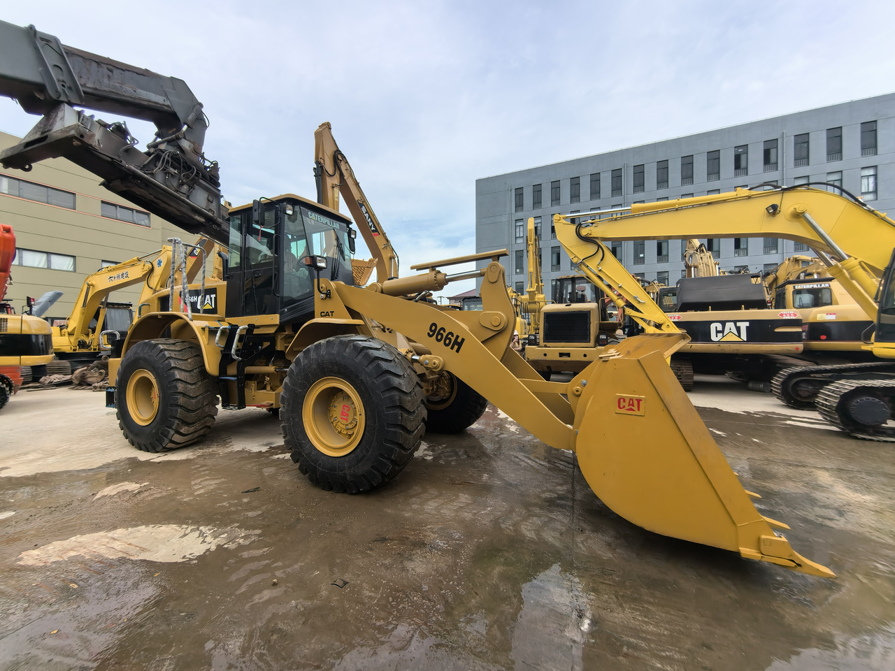 Used CAT 966H Wheel Loader - Cargadora de ruedas: foto 2 Used CAT 966H Wheel Loader - Cargadora de ruedas: foto 2