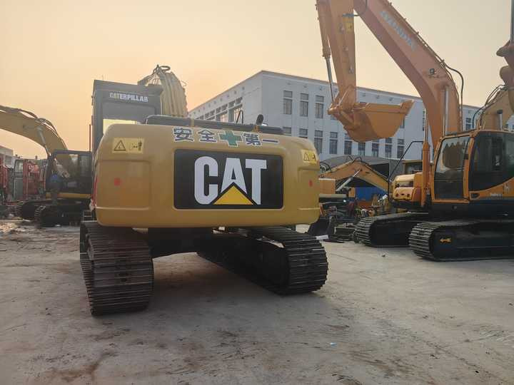 Used excavator cat320 Japan brand Used CAT 320 Excavator Caterpillar 320D Crawler Excavator CAT320 used digger for sale - Excavadora de cadenas: foto 4 Used excavator cat320 Japan brand Used CAT 320 Excavator Caterpillar 320D Crawler Excavator CAT320 used digger for sale - Excavadora de cadenas: foto 4