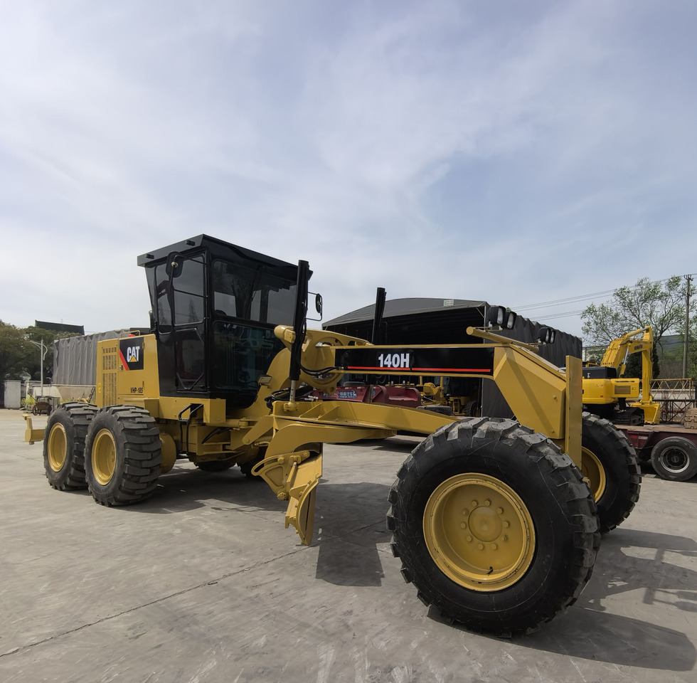 Used motor grader cat 140h - Grader: foto 2 Used motor grader cat 140h - Grader: foto 2