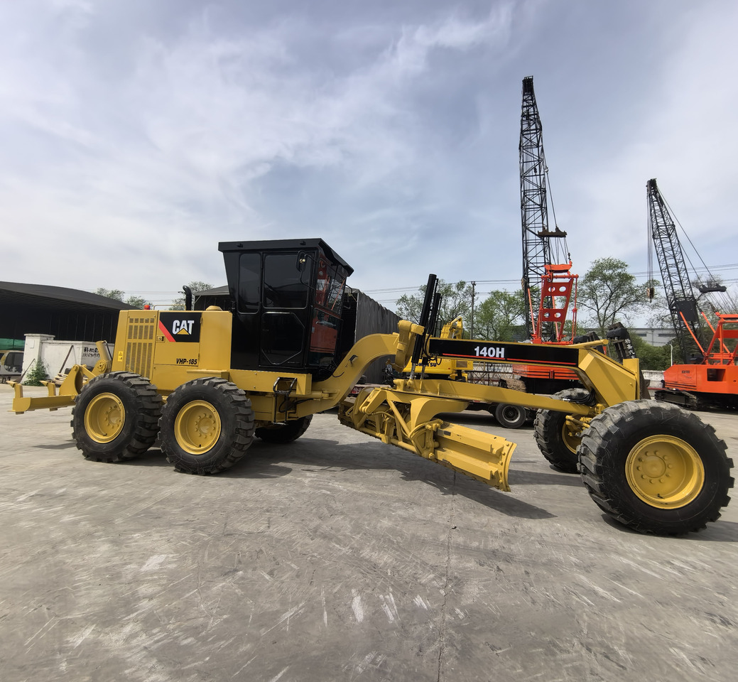 Used motor grader cat 140h - Grader: foto 1 Used motor grader cat 140h - Grader: foto 1