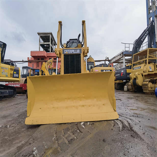 Cat d6g crawler tractor Cat D6 Dozer second hand high quality cat d6g dozer for sale - Bulldozer: foto 2 Cat d6g crawler tractor Cat D6 Dozer second hand high quality cat d6g dozer for sale - Bulldozer: foto 2