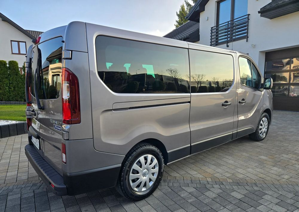 Renault Trafic Grand SpaceClass 2.0 dCi EDC - Minibús, Furgoneta de pasajeros: foto 4 Renault Trafic Grand SpaceClass 2.0 dCi EDC - Minibús, Furgoneta de pasajeros: foto 4