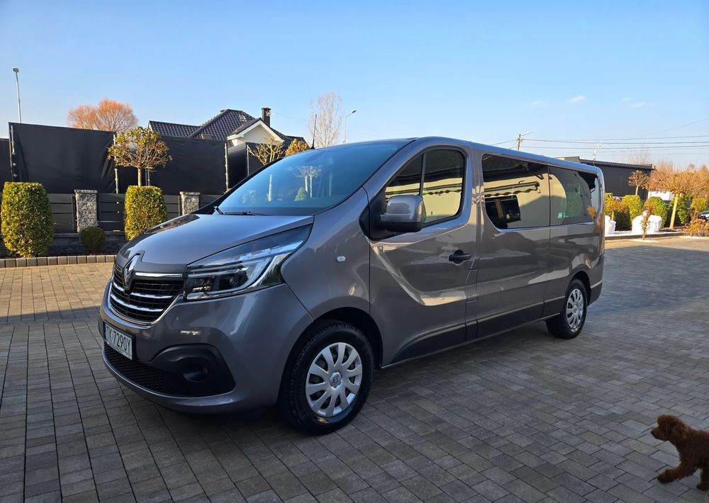 Renault Trafic Grand SpaceClass 2.0 dCi EDC - Coche: foto 2 Renault Trafic Grand SpaceClass 2.0 dCi EDC - Coche: foto 2