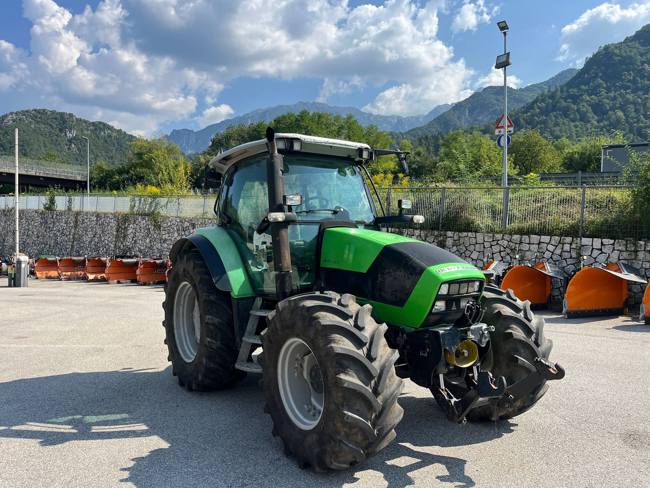 DEUTZ-FAHR AGROTRON K 420 - Tractor: foto 5 DEUTZ-FAHR AGROTRON K 420 - Tractor: foto 5