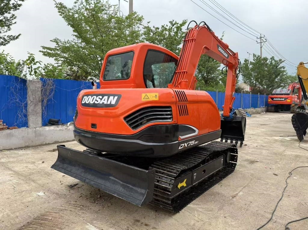Doosan DX 75  - Excavadora de cadenas: foto 5 Doosan DX 75  - Excavadora de cadenas: foto 5