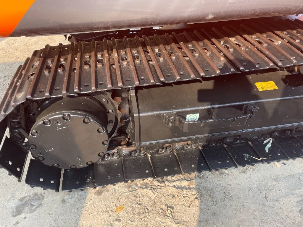 Hitachi ZX 130 - Excavadora de cadenas: foto 3 Hitachi ZX 130 - Excavadora de cadenas: foto 3