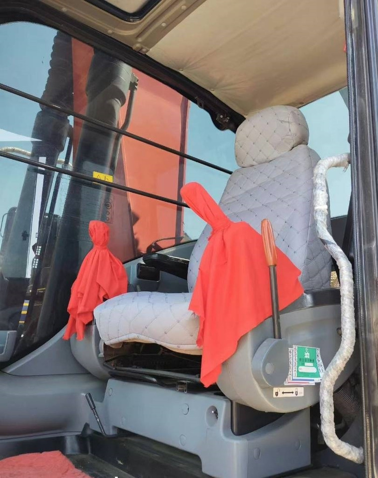 Hitachi ZX 240 - Excavadora de cadenas: foto 5 Hitachi ZX 240 - Excavadora de cadenas: foto 5