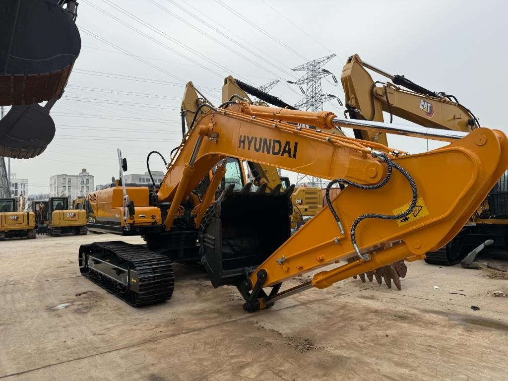 Hyundai 305LC-9T - Excavadora de cadenas: foto 2 Hyundai 305LC-9T - Excavadora de cadenas: foto 2