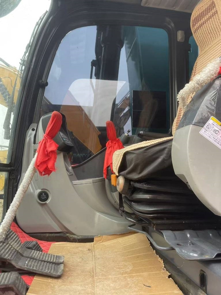 Kobelco SK 200 - Excavadora de cadenas: foto 5 Kobelco SK 200 - Excavadora de cadenas: foto 5