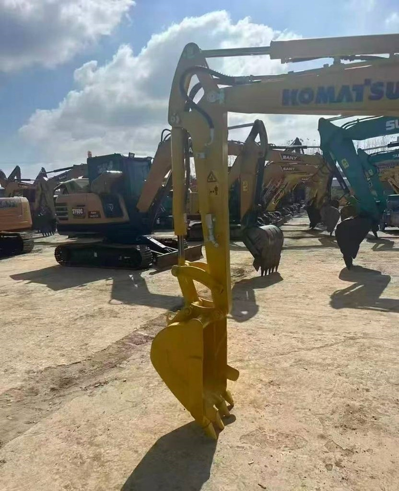 Leasing de Komatsu PC 30  Komatsu PC 30: foto 7