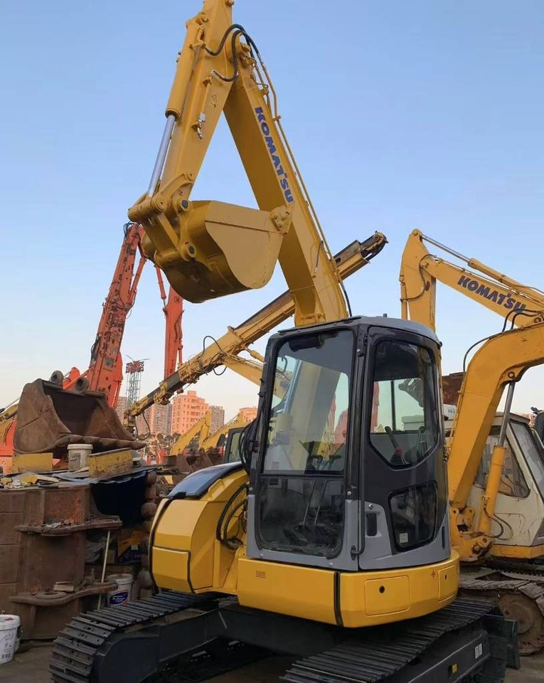 Komatsu PC 78  - Miniexcavadora: foto 1 Komatsu PC 78  - Miniexcavadora: foto 1