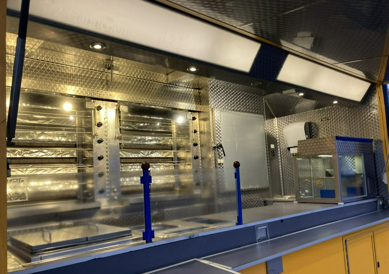 Fiat Ducato Autosklep Autogrill Gastronomiczny Food Truck Foodtruck sklep bar20 - Camión tienda: foto 2 Fiat Ducato Autosklep Autogrill Gastronomiczny Food Truck Foodtruck sklep bar20 - Camión tienda: foto 2