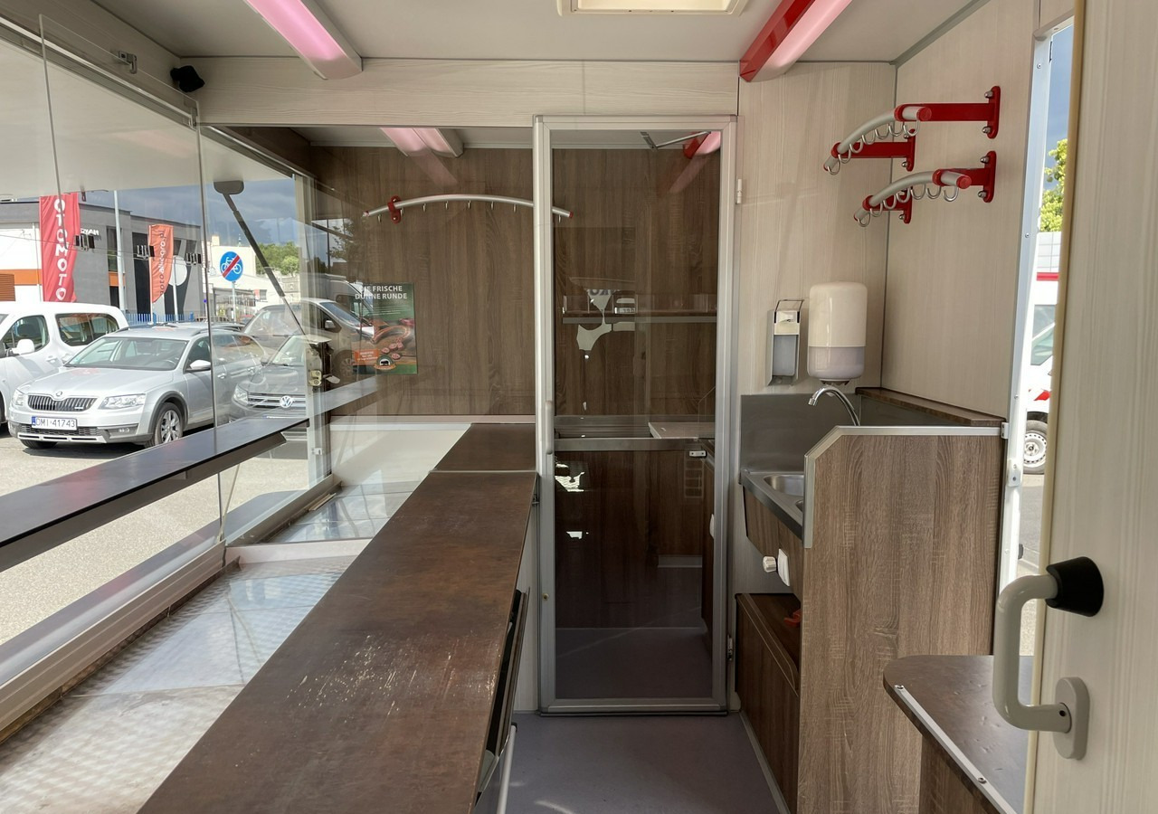 Fiat Ducato Autosklep Gastronomiczny Food Truck Foodtruck sklep W-zasil 2015 - Camión tienda: foto 5 Fiat Ducato Autosklep Gastronomiczny Food Truck Foodtruck sklep W-zasil 2015 - Camión tienda: foto 5