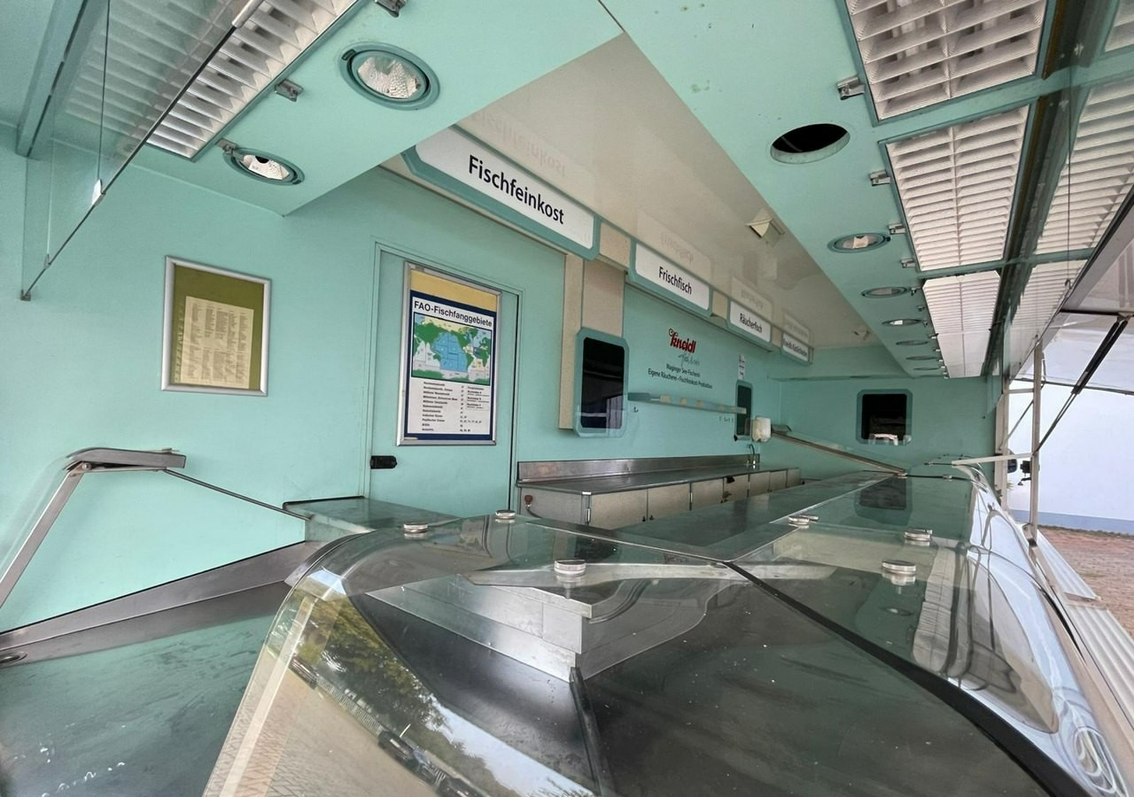 Fiat Ducato Ducato Autosklep wędlin Gastronomiczny Food Truck Foodtruck sklep ba - Camión tienda: foto 5 Fiat Ducato Ducato Autosklep wędlin Gastronomiczny Food Truck Foodtruck sklep ba - Camión tienda: foto 5