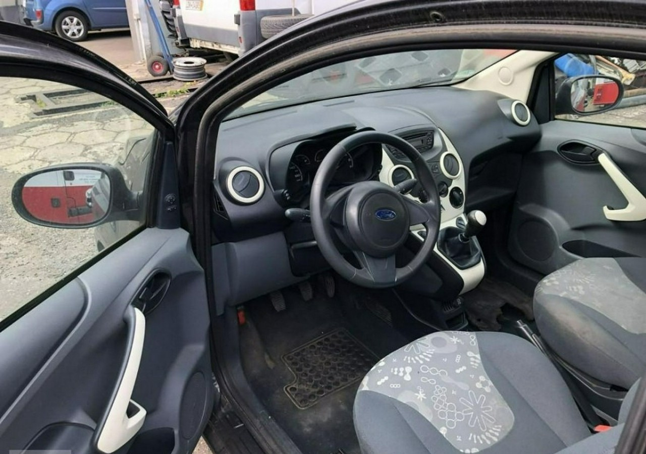 Ford KA II Ford KA 1,3 tdci 75KM 2012 - Hatchback: foto 3 Ford KA II Ford KA 1,3 tdci 75KM 2012 - Hatchback: foto 3