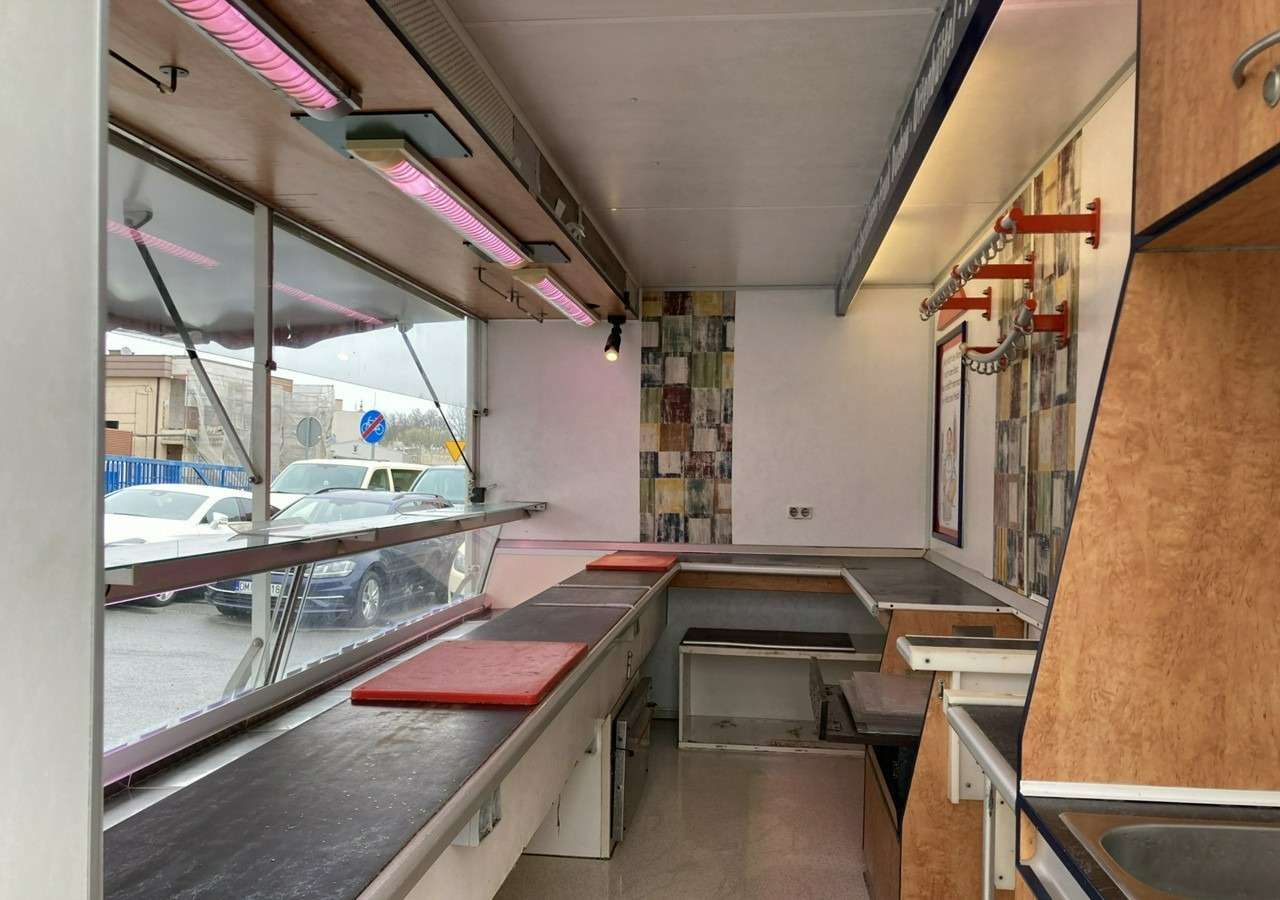 Inna Inny Autosklep wedlin Gastronomiczna food truck foodtruck sklep bar 2004 - Remolque venta ambulante: foto 5 Inna Inny Autosklep wedlin Gastronomiczna food truck foodtruck sklep bar 2004 - Remolque venta ambulante: foto 5