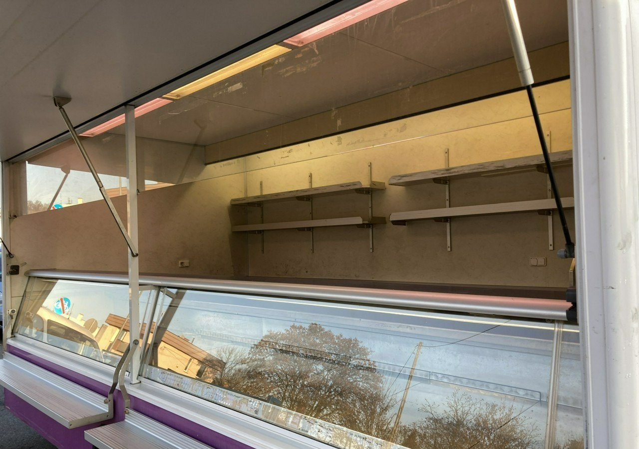 Inna Inny Przycze Autosklep wędli Gastronomiczna food truck foodtruck sklep 20 - Remolque venta ambulante: foto 4 Inna Inny Przycze Autosklep wędli Gastronomiczna food truck foodtruck sklep 20 - Remolque venta ambulante: foto 4