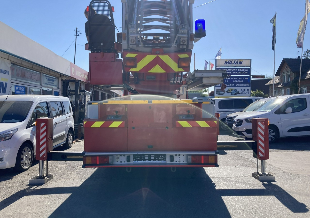 Camión de bomberos MAN L 2000 MAN 15,280 Straż pożarna drabina Strażacka zwyżka 32m Metz Model 20: foto 20 Camión de bomberos MAN L 2000 MAN 15,280 Straż pożarna drabina Strażacka zwyżka 32m Metz Model 20: foto 20