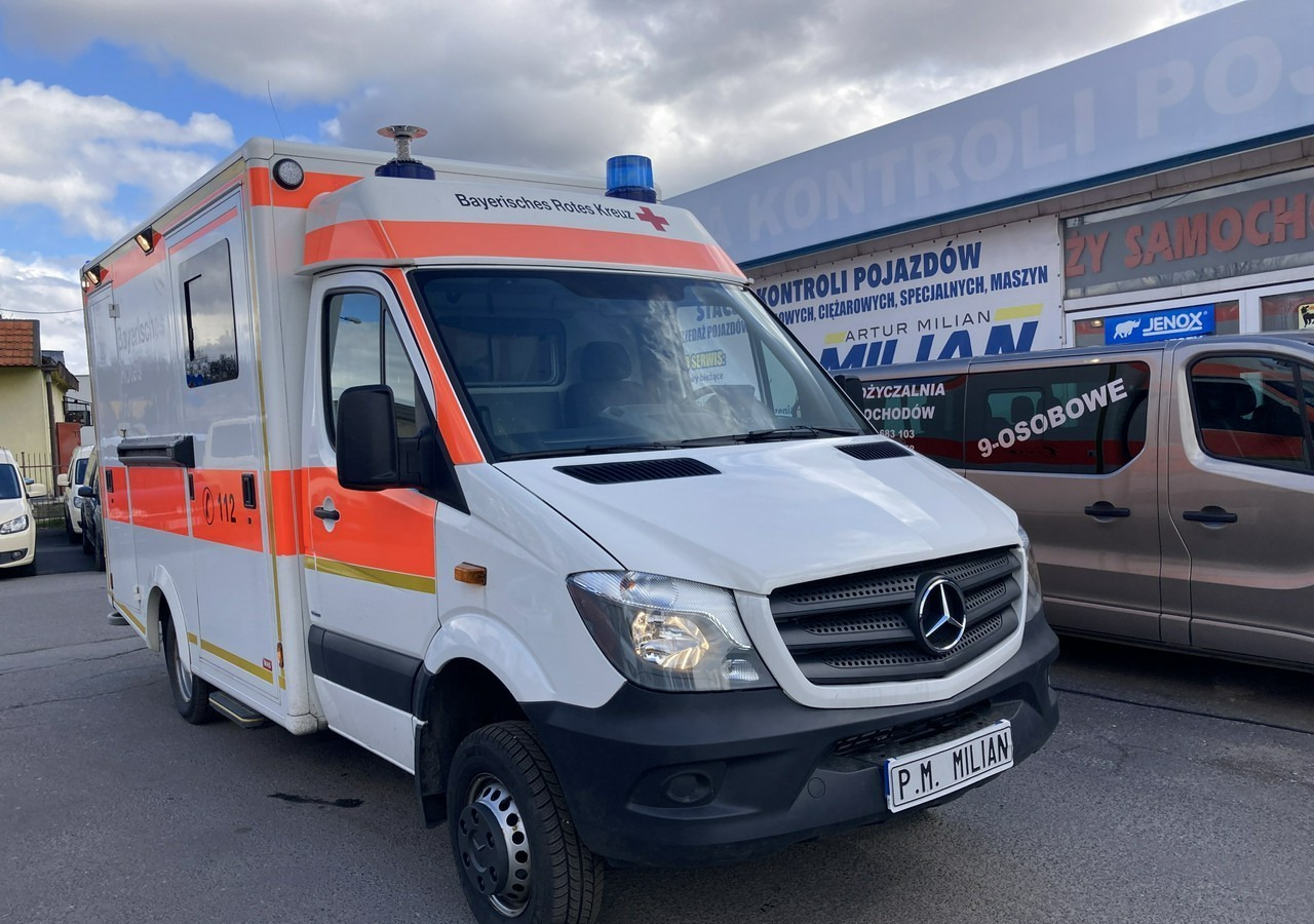 Ambulancia Mercedes-Benz Sprinter Sprinter 519 Karetka 4X4 Ambulans MODEL 2017: foto 17