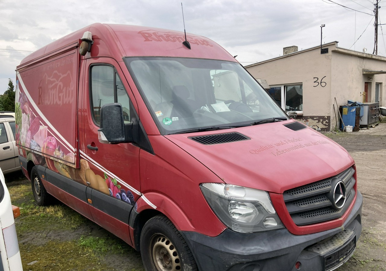 Mercedes-Benz Sprinter Sprinter Autosklep sklep bar Gastronomiczny Food Truck Foodtruck 201 - Camión tienda: foto 1 Mercedes-Benz Sprinter Sprinter Autosklep sklep bar Gastronomiczny Food Truck Foodtruck 201 - Camión tienda: foto 1