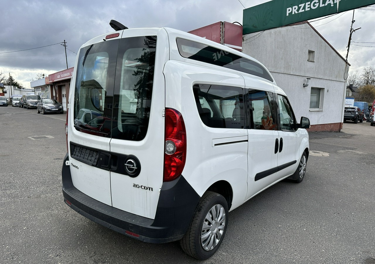 Opel Combo III 2.0CDTI Maxi Panorama Klima Kamera Webasto 2016 - Coche: foto 3 Opel Combo III 2.0CDTI Maxi Panorama Klima Kamera Webasto 2016 - Coche: foto 3