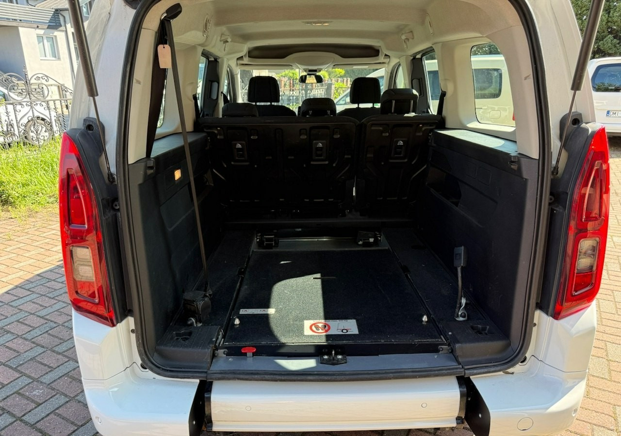 Opel Combo IV Combo Life Combo Life Maxi Niepełnosprawnych inwalida rampa PFRON Model - Coche: foto 3 Opel Combo IV Combo Life Combo Life Maxi Niepełnosprawnych inwalida rampa PFRON Model - Coche: foto 3